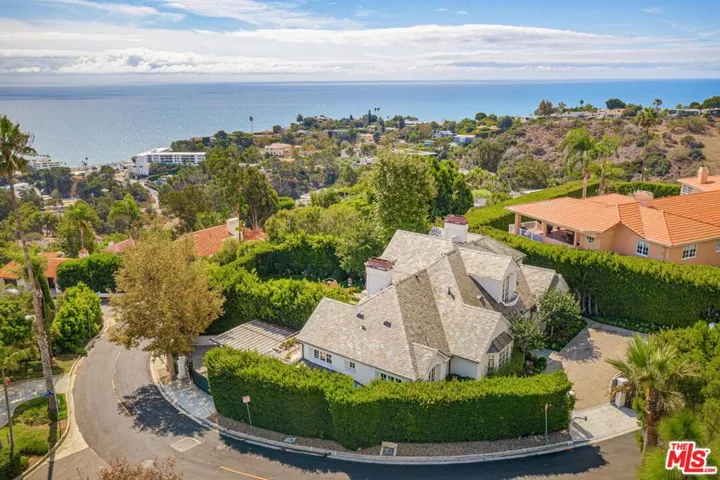 541 Paseo Miramar, Pacific Palisades, California 90272