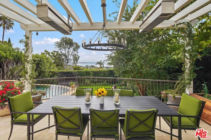 541 Paseo Miramar, Pacific Palisades, California 90272