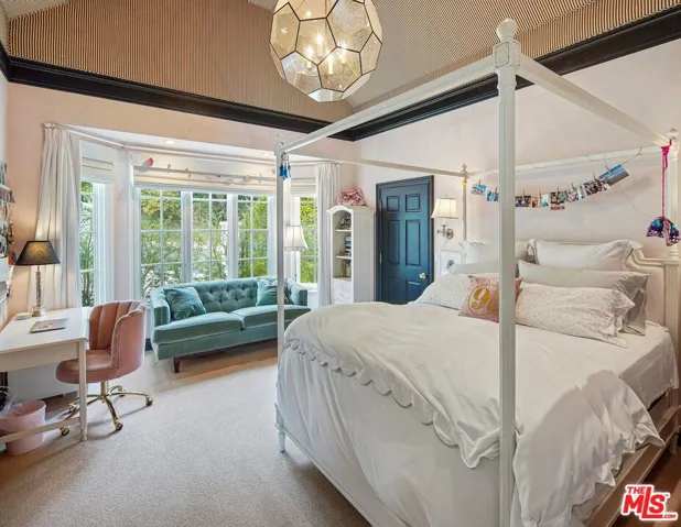 541 Paseo Miramar, Pacific Palisades, California 90272
