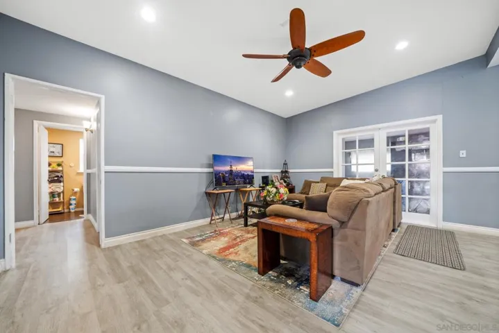 2414 S Shelton St, Santa Ana, California 92707