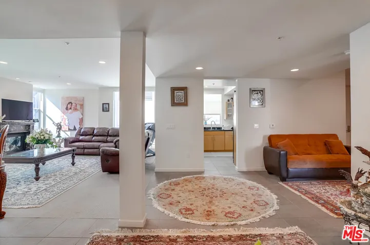10911 Wellworth Avenue 2a, Los Angeles, California 90024