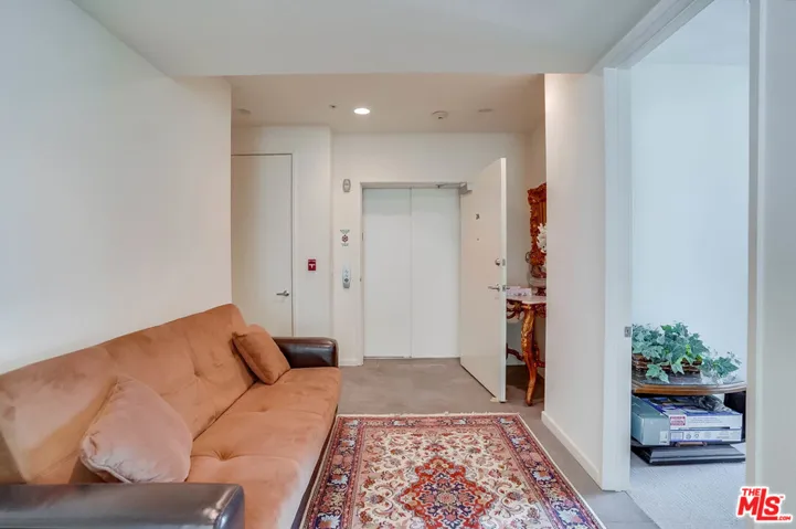 10911 Wellworth Avenue 2a, Los Angeles, California 90024
