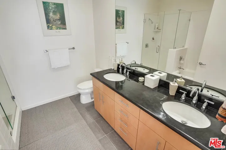 10911 Wellworth Avenue 2a, Los Angeles, California 90024