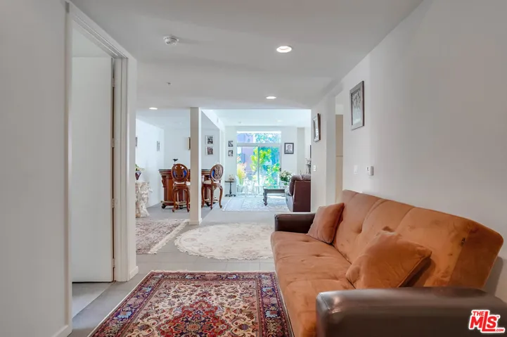 10911 Wellworth Avenue 2a, Los Angeles, California 90024