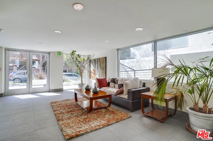 10911 Wellworth Avenue 2a, Los Angeles, California 90024