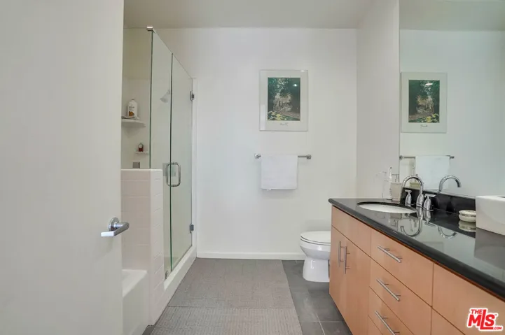 10911 Wellworth Avenue 2a, Los Angeles, California 90024
