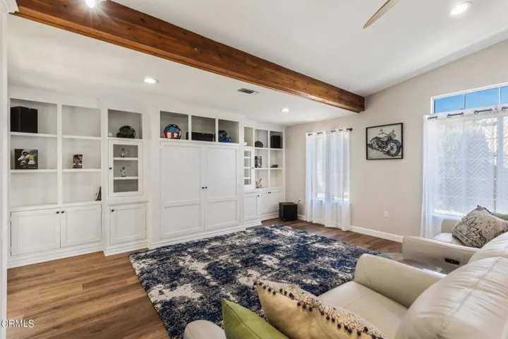 Peppertree Ln-8