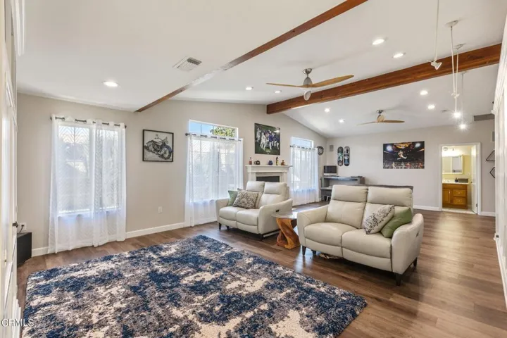Peppertree Ln-9