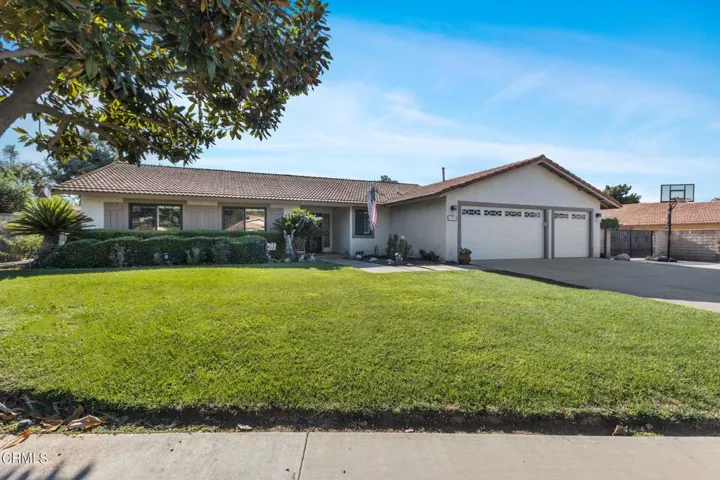 Peppertree Ln-44