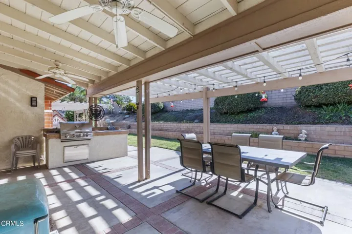 Peppertree Ln-36