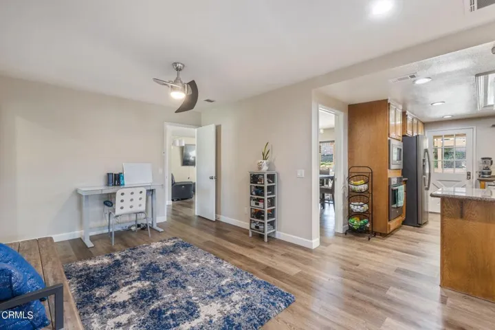 Peppertree Ln-18