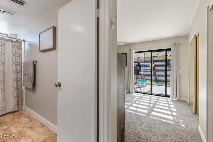 Peppertree Ln-30