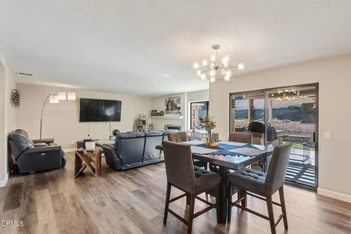 Peppertree Ln-22
