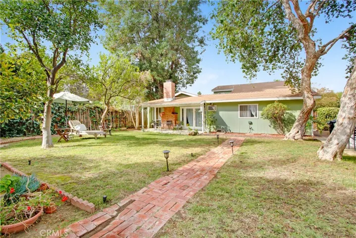 8553 Louise Avenue, Sherwood Forest, California 91325
