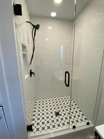 Guest unit#1 bath