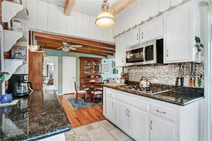 8553 Louise Avenue, Sherwood Forest, California 91325