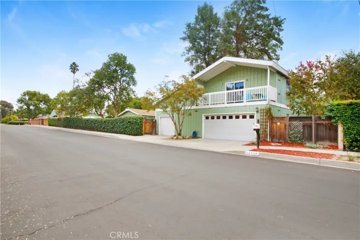 8553 Louise Avenue, Sherwood Forest, California 91325