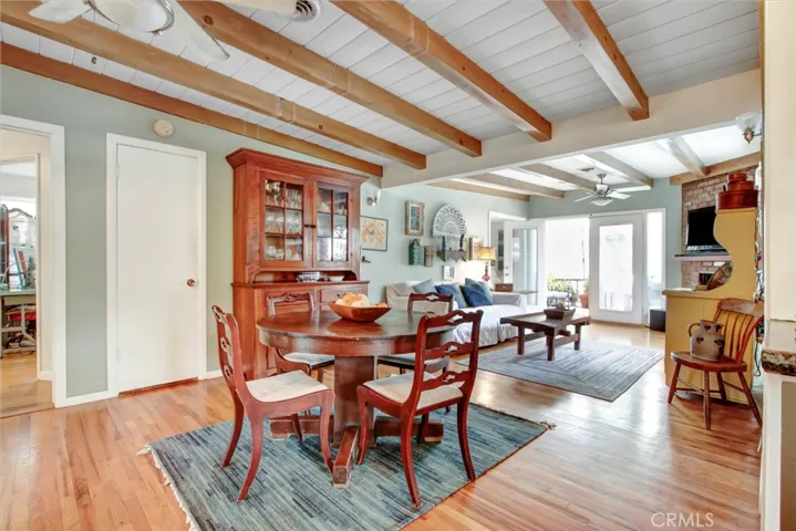 8553 Louise Avenue, Sherwood Forest, California 91325