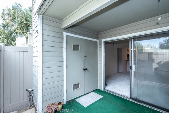 Gas and electric dryer and washer hookups