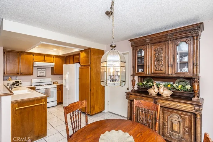 Open kitchen dining area