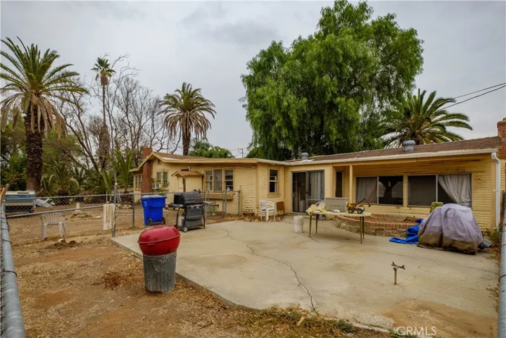 9274 63rd Street, Jurupa Valley, California 92509