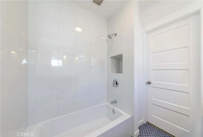 800 Temple Avenue, Long Beach, California 90804