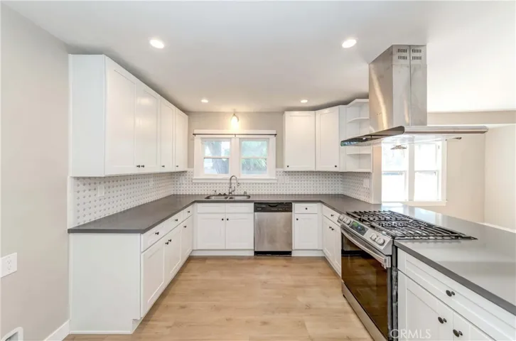 800 Temple Avenue, Long Beach, California 90804