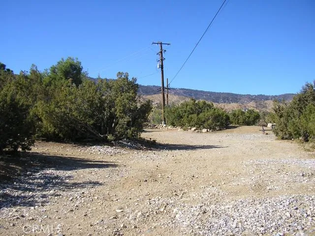 1401 Valley View Road, Pinon Hills, California 92372