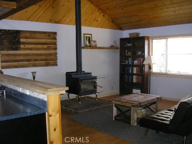 1401 Valley View Road, Pinon Hills, California 92372