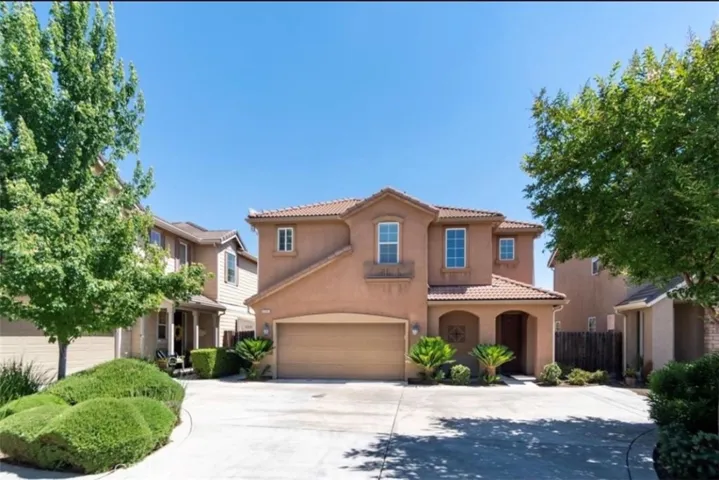 4386 W Artemisa Drive, Fresno, California 93722