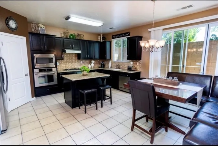 4386 W Artemisa Drive, Fresno, California 93722