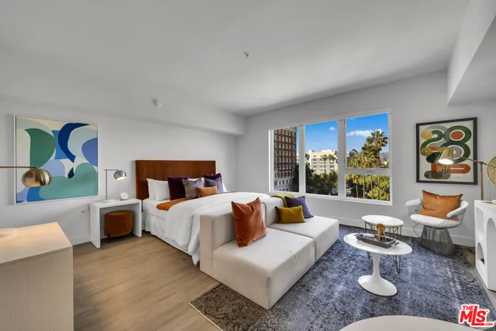 2801 Sunset Place 345, Los Angeles, California 90005