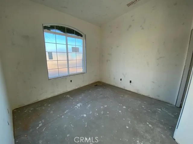 16910 Sycamore Ln. Road, Apple Valley, California 92307