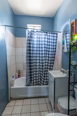 1475 E 56th Street, Los Angeles, California 90011