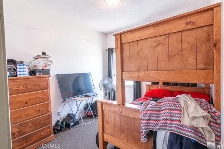1475 E 56th Street, Los Angeles, California 90011