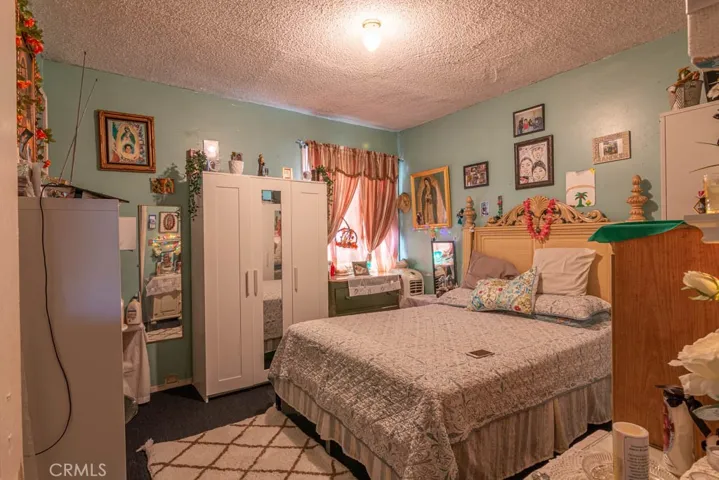 1475 E 56th Street, Los Angeles, California 90011