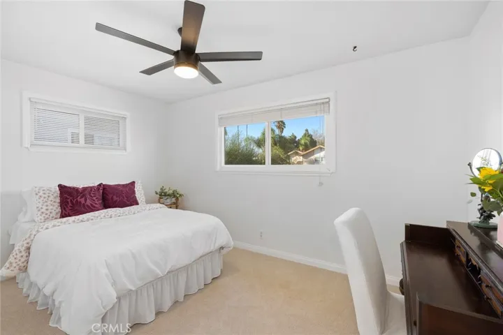 995 Modjeska Circle, Costa Mesa, California 92627