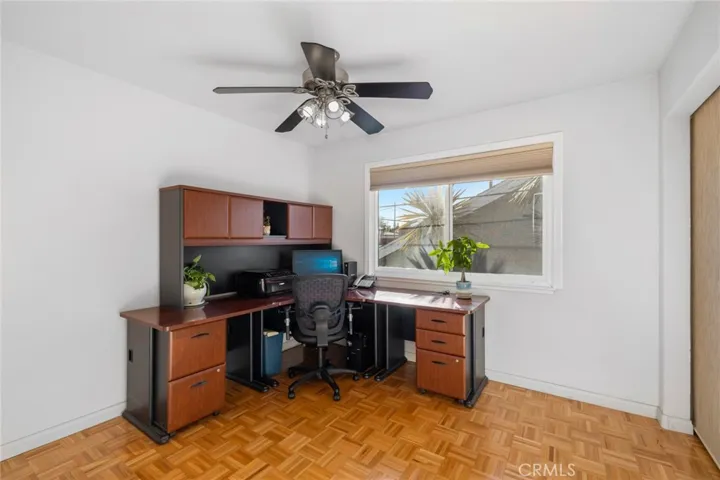 995 Modjeska Circle, Costa Mesa, California 92627