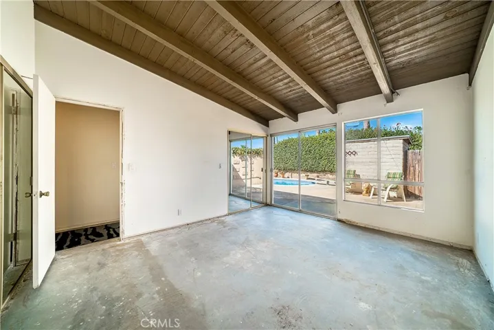 9345 Warbler Avenue, Fountain Valley, California 92708