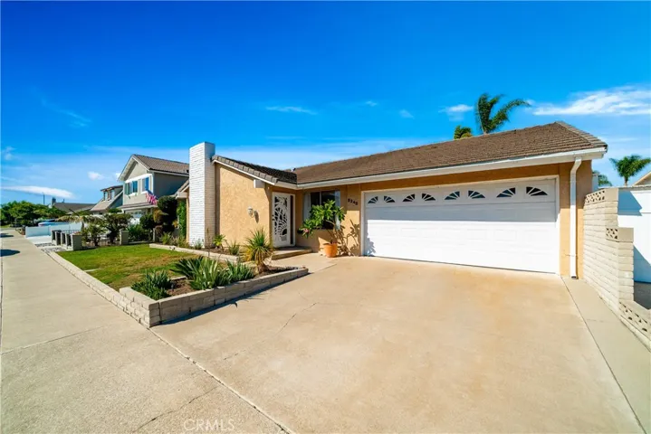 9345 Warbler Avenue, Fountain Valley, California 92708