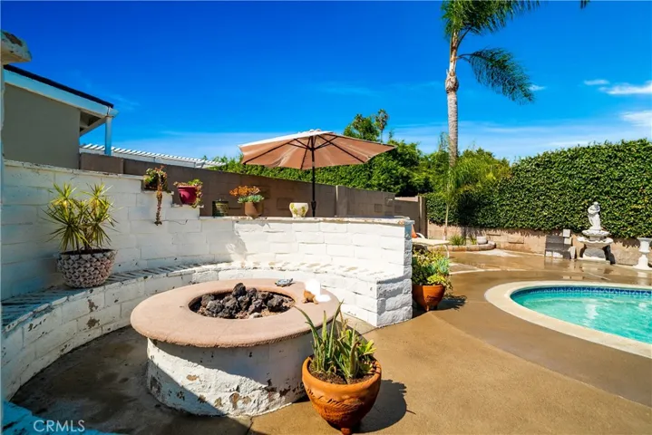 9345 Warbler Avenue, Fountain Valley, California 92708