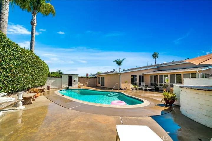 9345 Warbler Avenue, Fountain Valley, California 92708