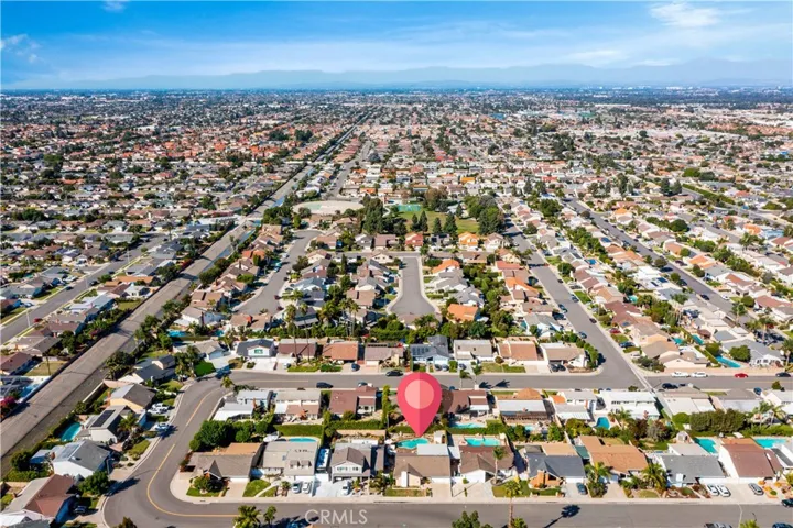 9345 Warbler Avenue, Fountain Valley, California 92708