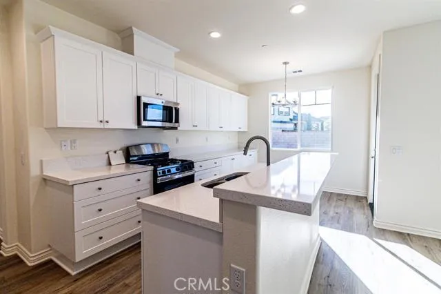 11576 Beachcomber Lane, Victorville, California 92392