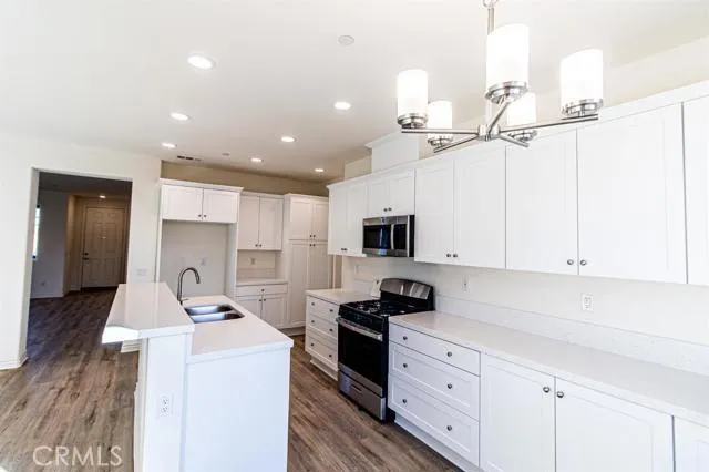 11576 Beachcomber Lane, Victorville, California 92392