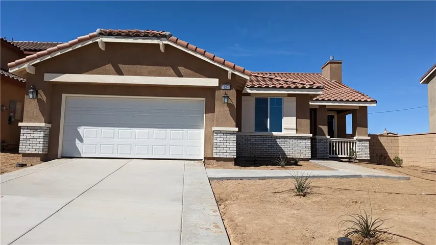 11576 Beachcomber Lane, Victorville, California 92392