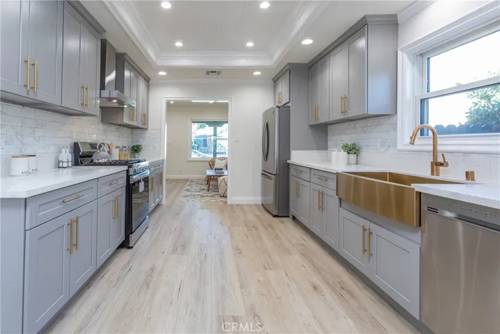 1330 N Fairview Street, Burbank, California 91505