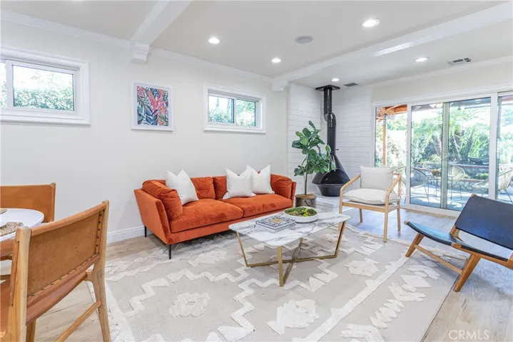 1330 N Fairview Street, Burbank, California 91505