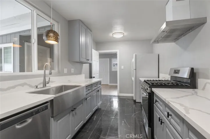 1075 Amador Street, Claremont, California 91711