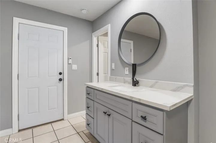 1075 Amador Street, Claremont, California 91711